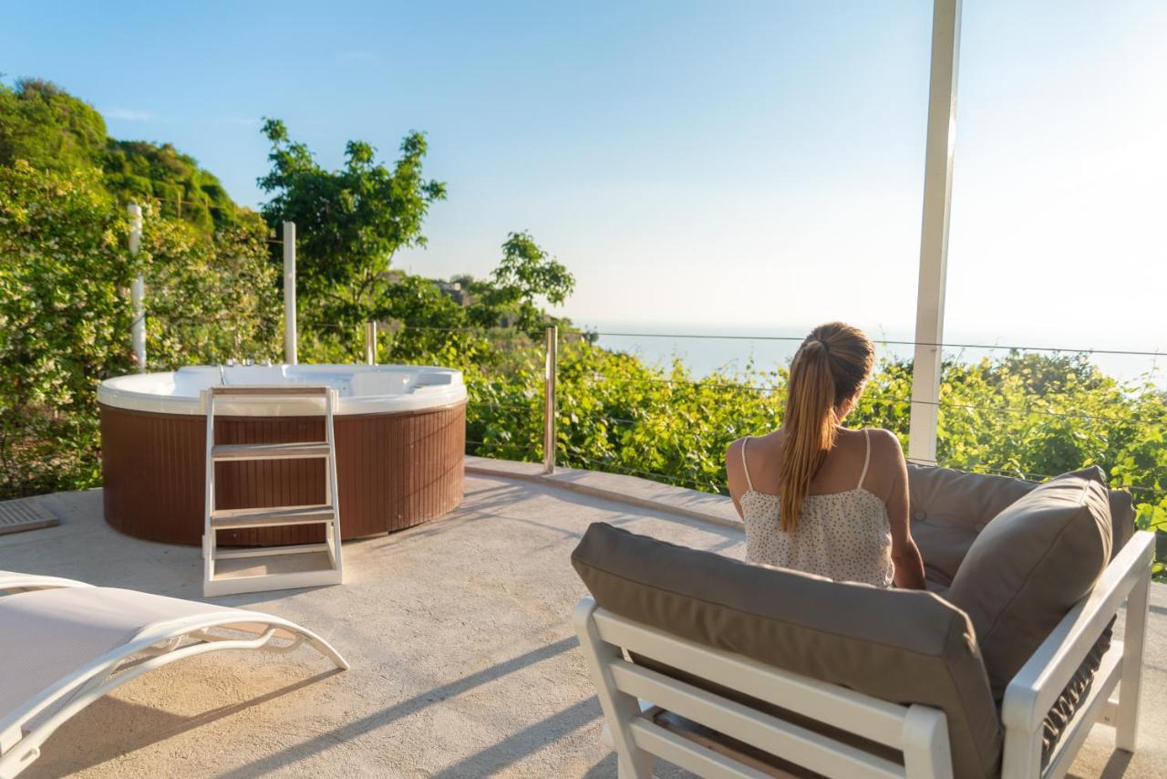 Tenuta C'est La Vie 2* Forio di Ischia